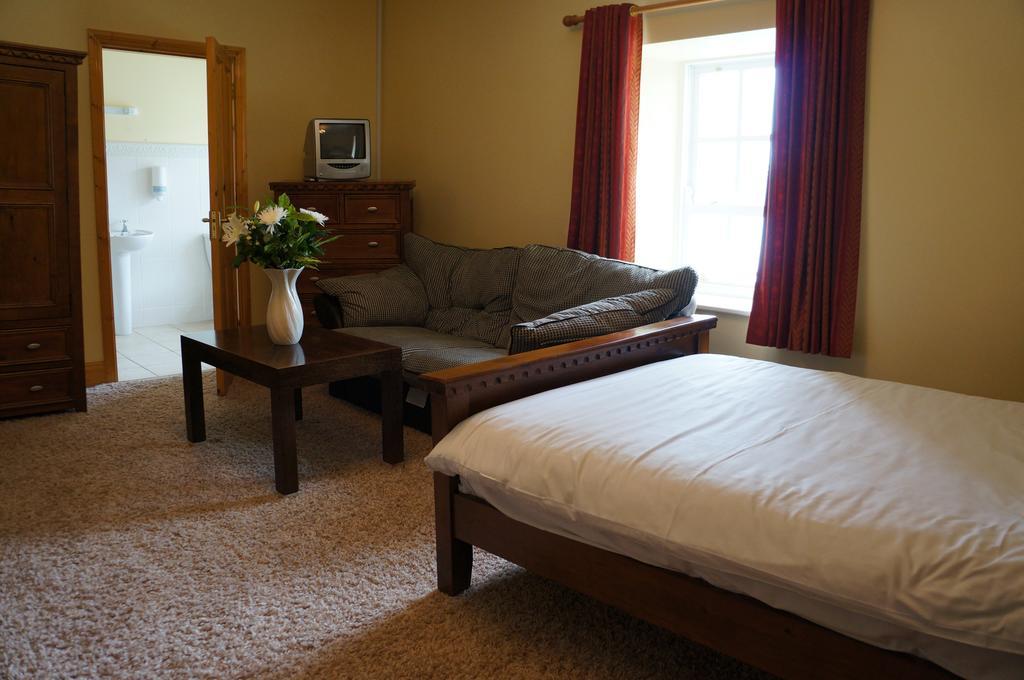 Jacksons Restaurant And Accommodation Roscommon Zimmer foto